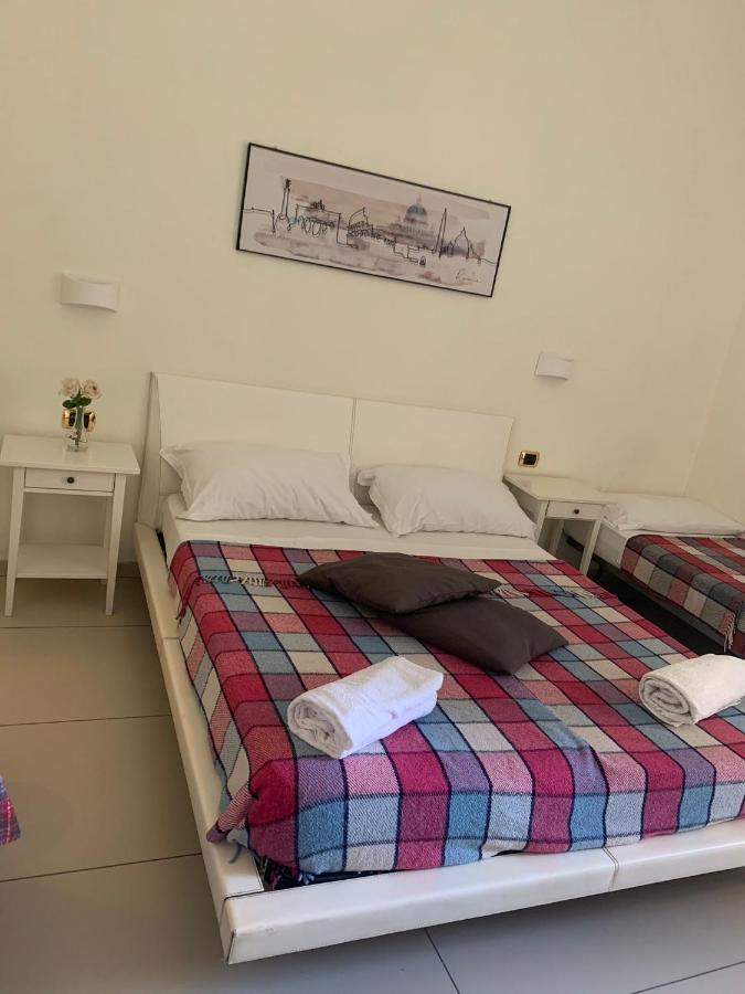 Hotel Poerio Neapol Zewnętrze zdjęcie