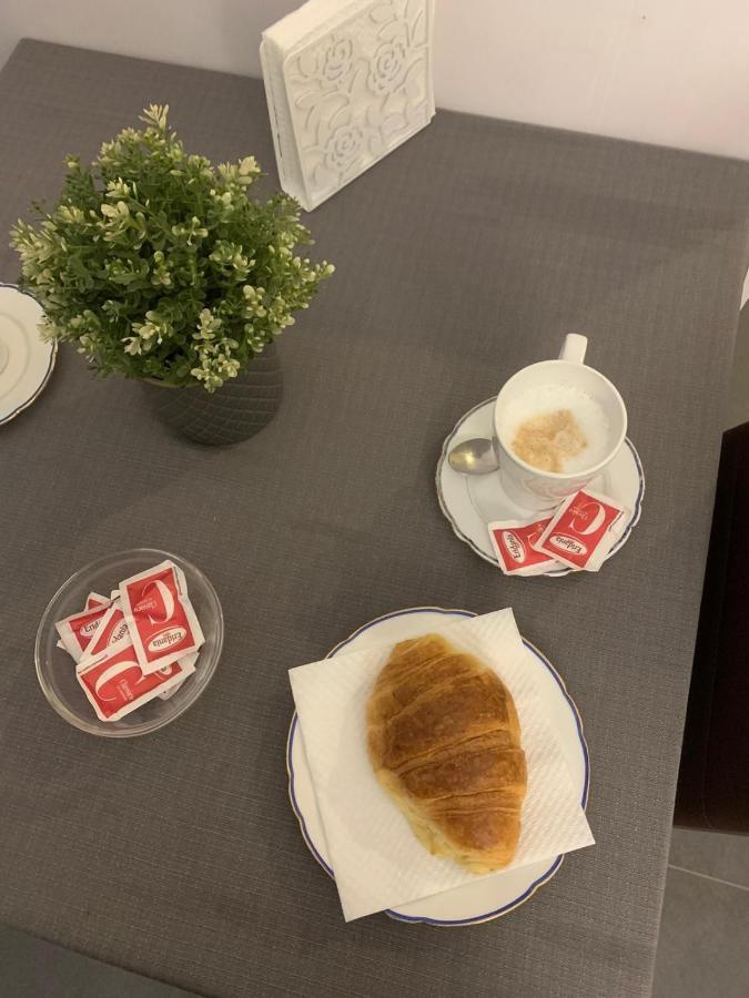Hotel Poerio Neapol Zewnętrze zdjęcie
