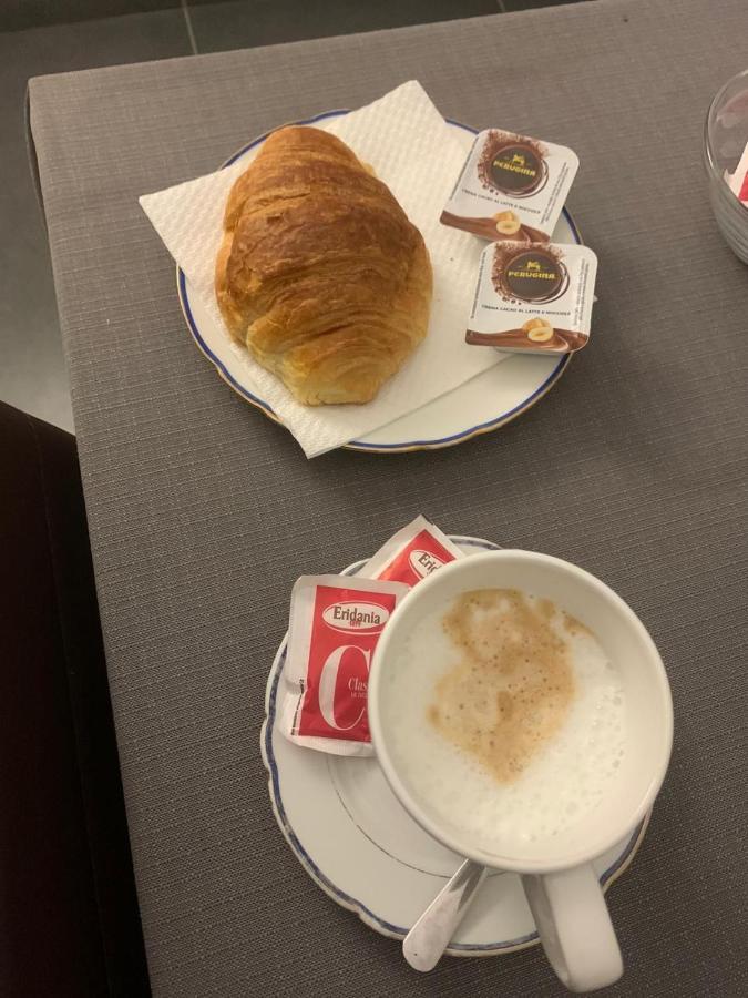 Hotel Poerio Neapol Zewnętrze zdjęcie